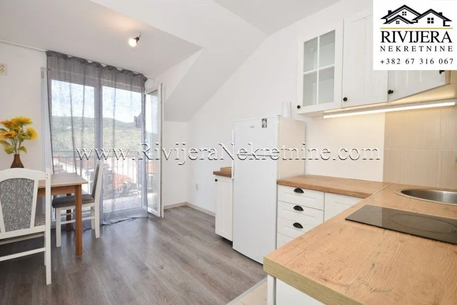 Prodaja, dvosoban stan, 55m², Igalo, Herceg Novi