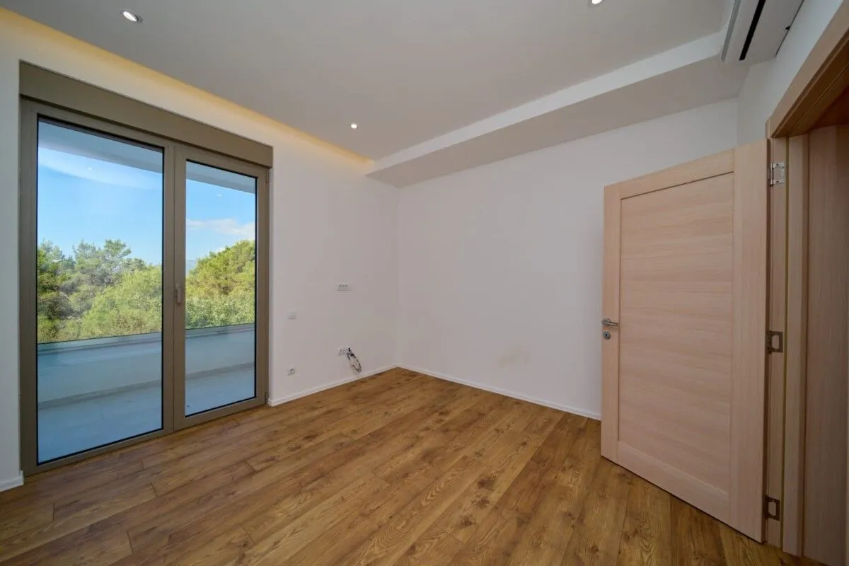 Prodaja, stan, 111m², Mrčevac, Tivat