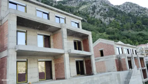 Prodaja, dvosoban stan, 72m², Kotor, Crna Gora - image 3