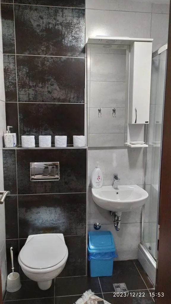 Izdavanje, dvosoban stan, 65m², Ljubović, Podgorica