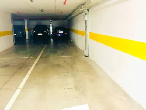 Parking garaža in Zemun Sve Podlokacije