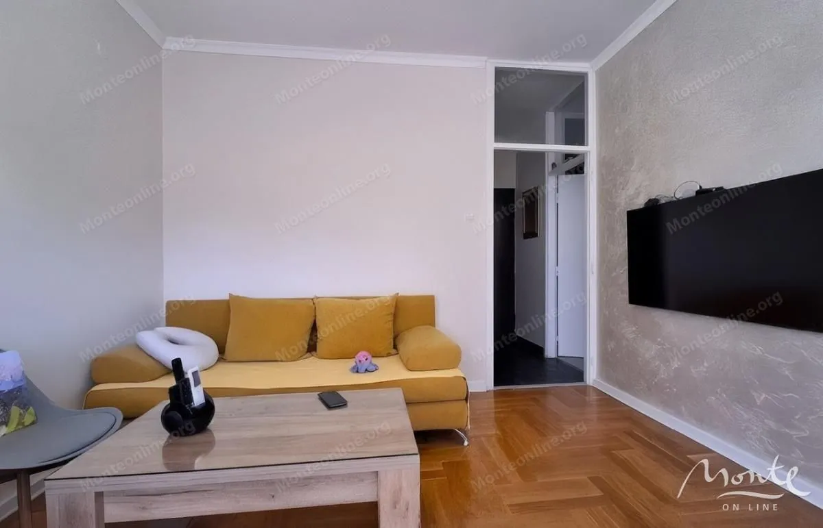 Prodaja, jednosoban stan, 54m², Podgorica, Crna Gora