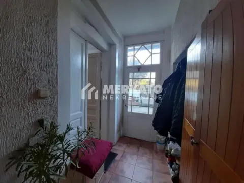 Prodaja, kuća, 198m², Čenta, Zrenjanin - image 11