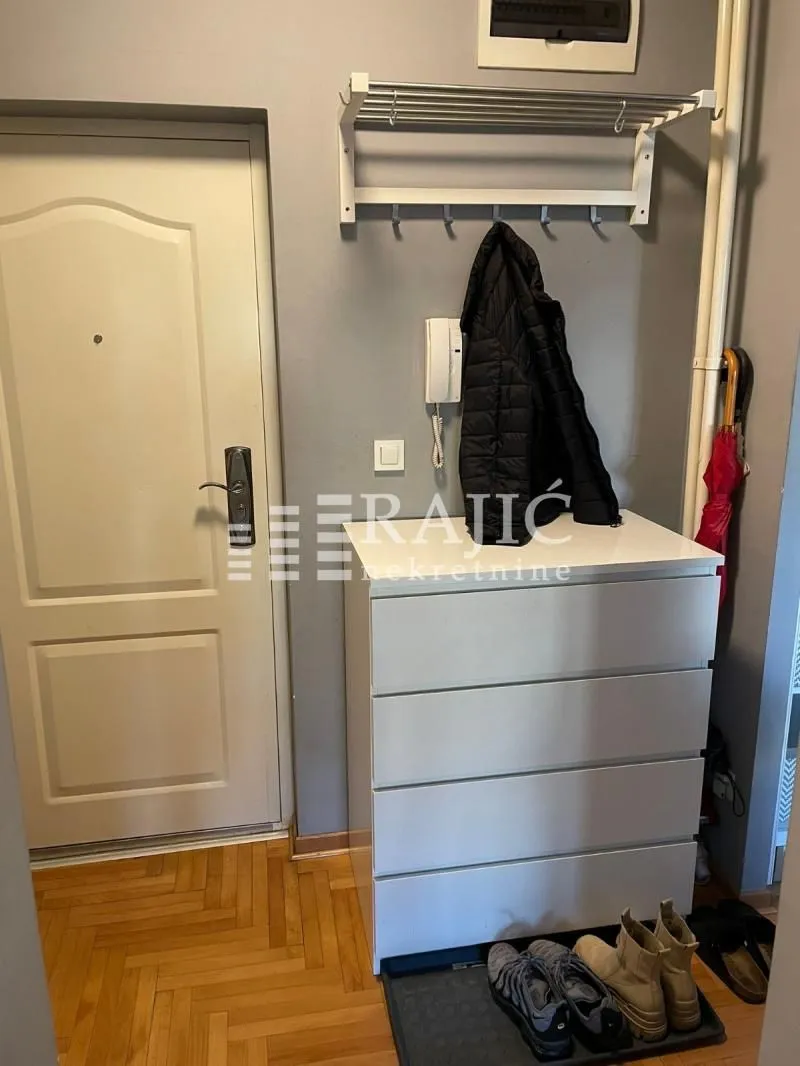 Rent, two bedroom apartment, 53m², Novi Beograd Blok 22, Novi Beograd Sve Podlokacije