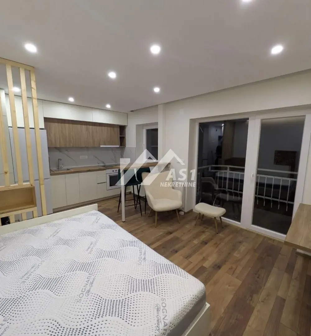 Izdavanje, stan, 28m², Novi Sad Sve Podlokacije, Novi Sad