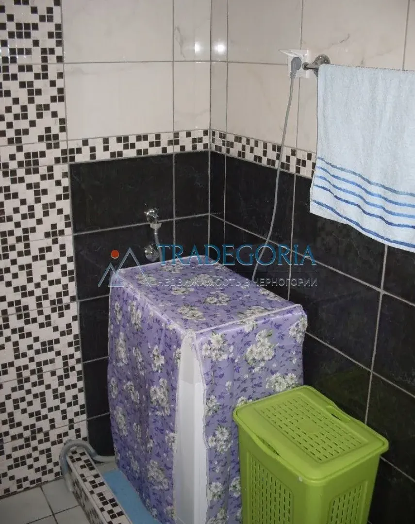 Prodaja, dvosoban stan, 60m², Bar, Crna Gora