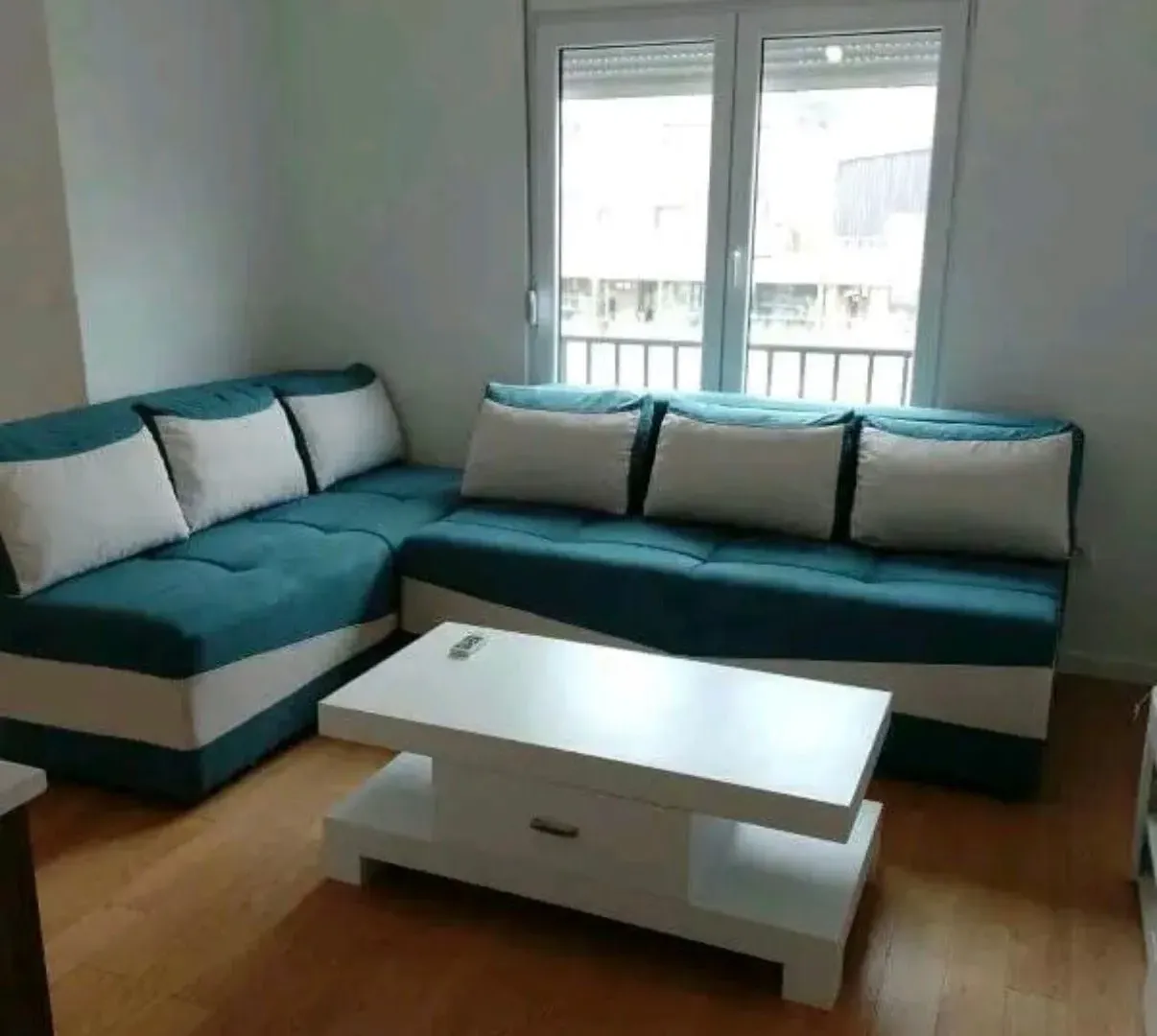 Rent, studio apartment, 33m², Drač, Podgorica