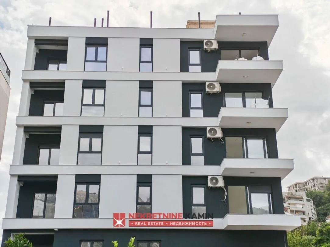 Sale, two bedroom apartment, 70m², Centar, Budva