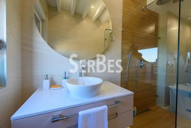 Prodaja, trosoban stan, 230m², Bulevar Evrope, Novi Sad Sve Podlokacije