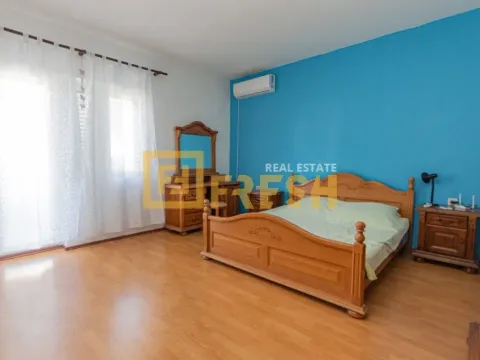 Prodaja, kuća, 266m², Herceg Novi, Crna Gora - image 12