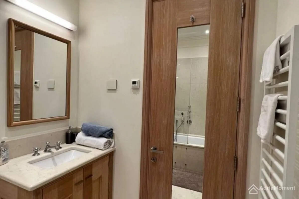 Prodaja, dvosoban stan, 131m², Porto Montenegro, Tivat