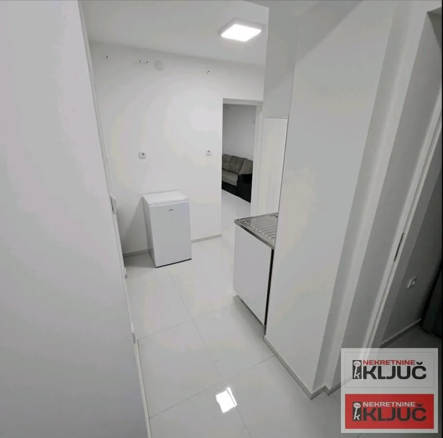Izdavanje, dvosoban stan, 45m², Telep, Novi Sad Sve Podlokacije