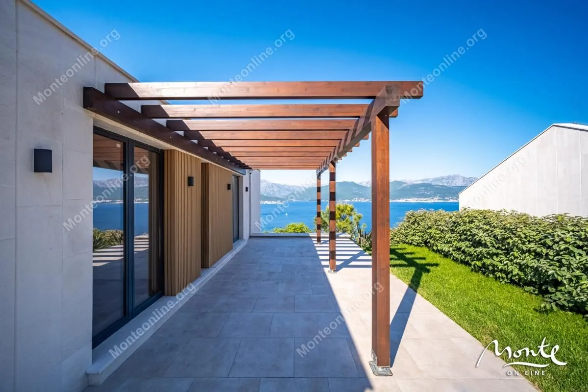 Prodaja, kuća, 173m², Krašići, Tivat