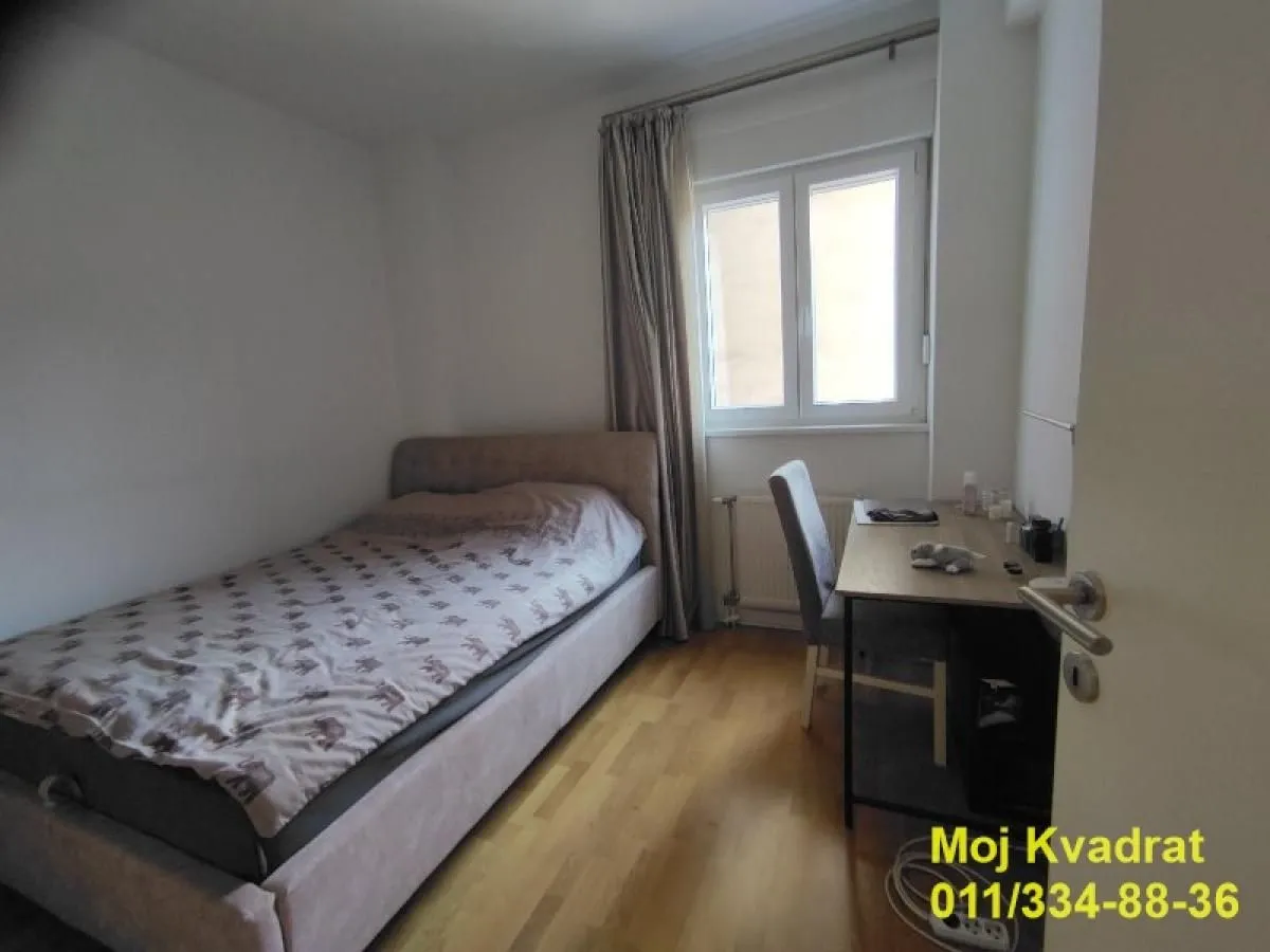 Prodaja, trosoban stan, 74m², Karaburma, Palilula Sve Podlokacije