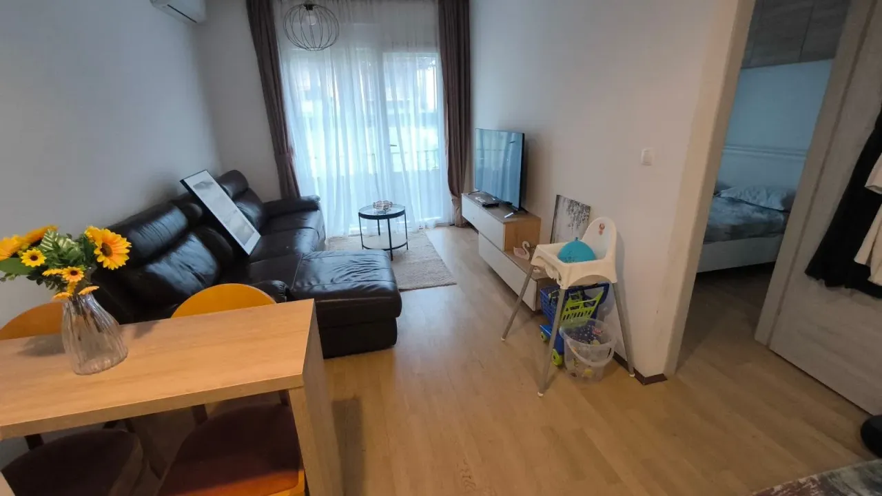 Rent, one bedroom apartment, 38m², Krivi Most, Podgorica