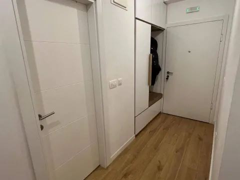 Rent, one bedroom apartment, 48m², Centar, Bar - image 2