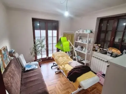 Izdavanje, kuća, 220m², Palilula, Niš - image 8