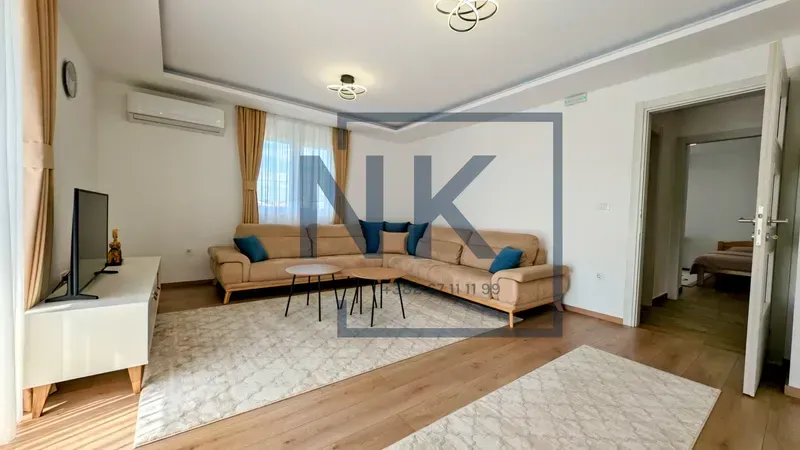 Izdavanje, trosoban stan, 100m², Zagorič, Podgorica