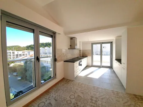 Sale, three bedroom apartment, 171m², Petrovac, Budva - image 7