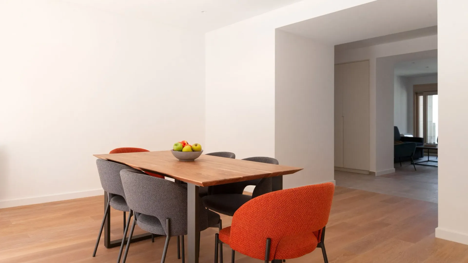 Sale, five bedroom apartment, 253m², Kotor, Crna Gora