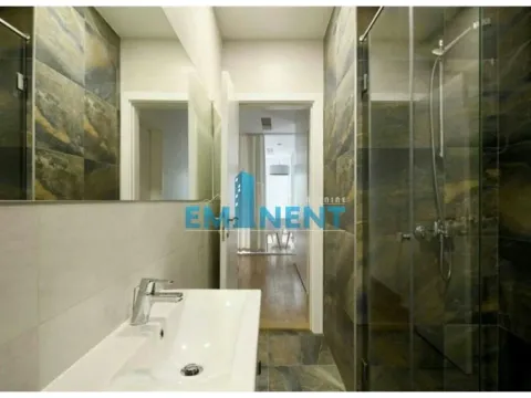 Izdavanje, trosoban stan, 87m², Slavija, Vračar Sve Podlokacije - image 7