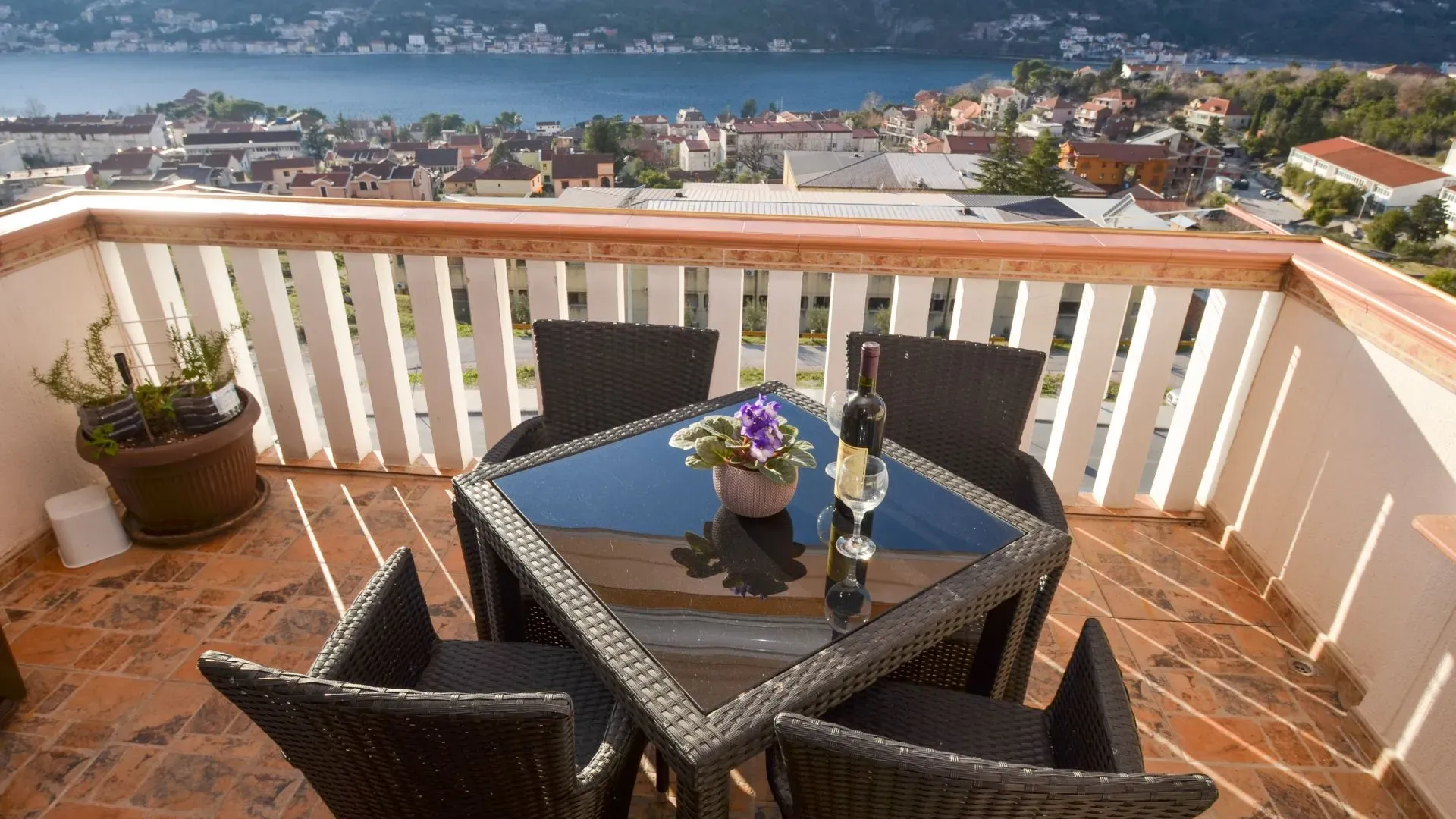 Prodaja, stan, 95m², Kotor, Crna Gora