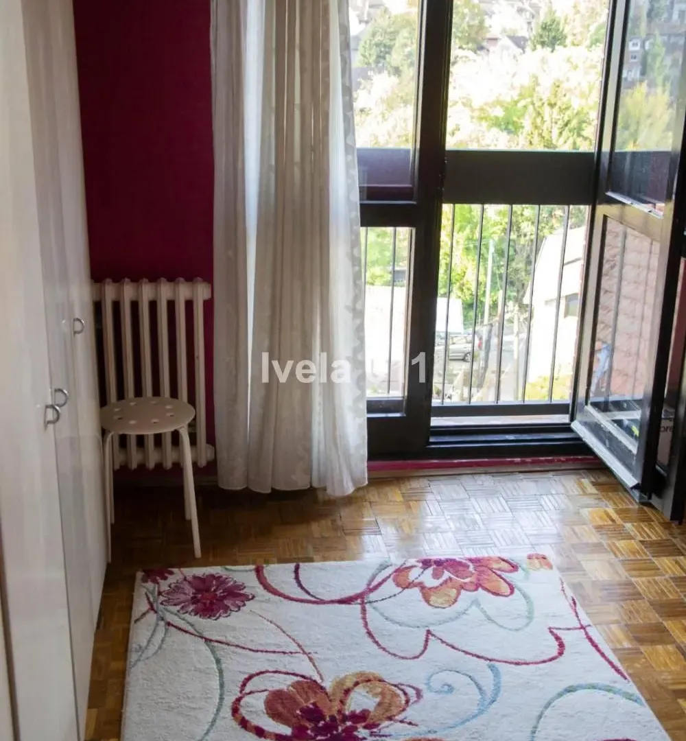 Prodaja, dvosoban stan, 69m², Petlovo Brdo, Beograd