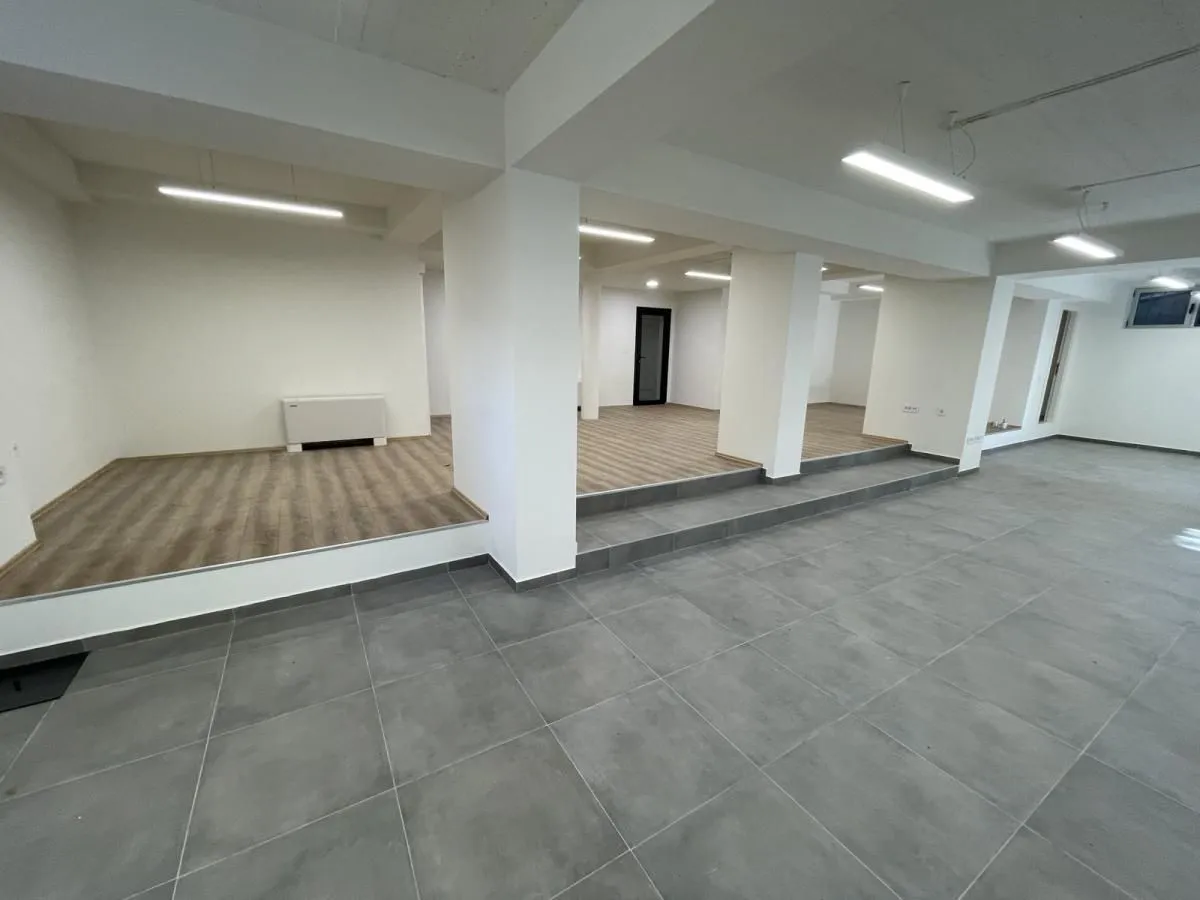 Sale, office space, 212m², Bulevar Oslobodjenja, Novi Sad Sve Podlokacije