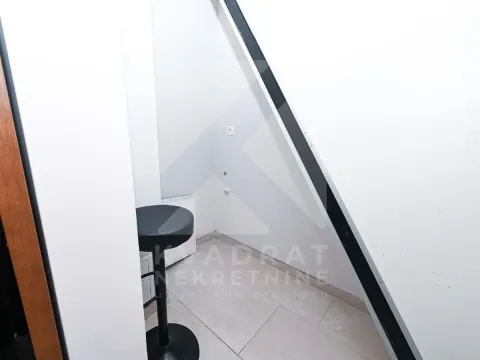 Rent, house, 170m², Dalmatinska ulica, Podgorica - image 26