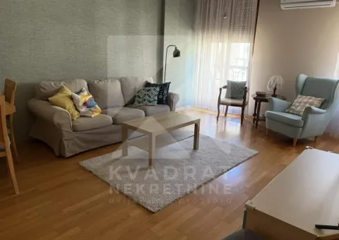 Izdavanje, jednosoban stan, 45m², Centar, Podgorica - image 3
