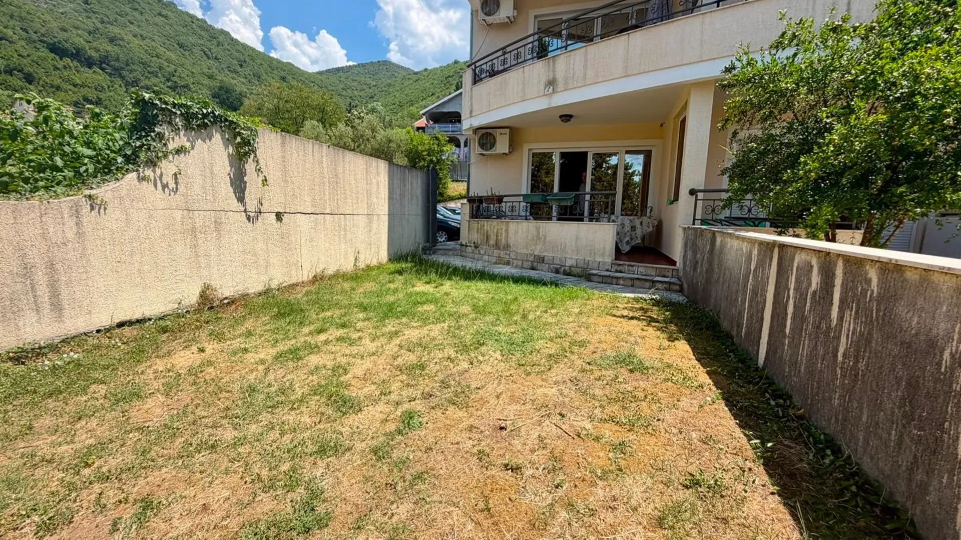 Prodaja, stan, 38m², Donja Lastva, Tivat