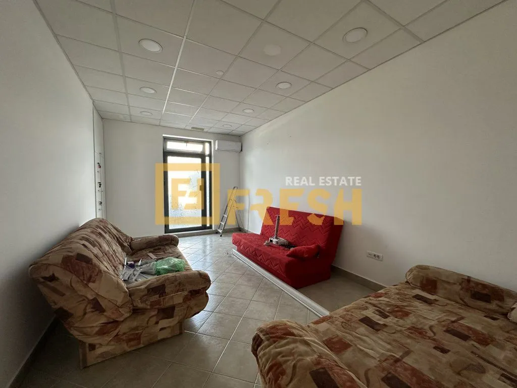 Rent, office space, 90m², Stari Aerodrom, Podgorica