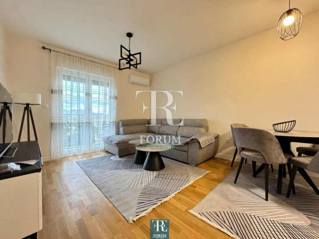 Izdavanje, jednosoban stan, 45m², Pobrežje, Podgorica