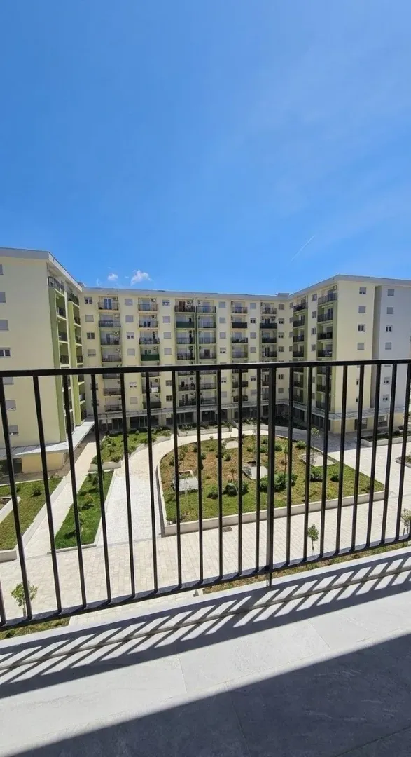 Prodaja, jednosoban stan, 40m², Pobrežje, Podgorica