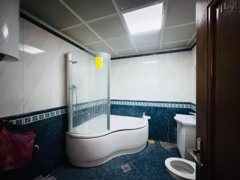 Rent, office space, 200m², Gintaš, Podgorica - image 16