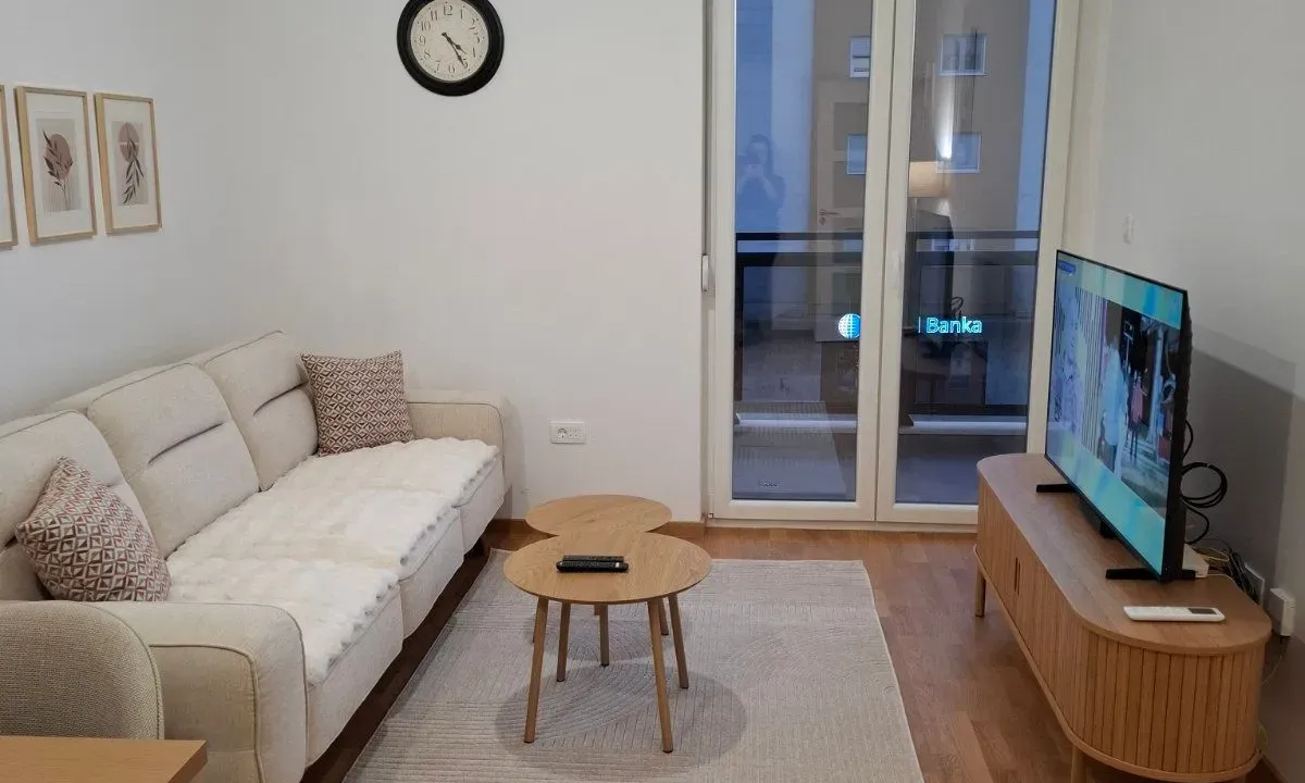 Rent, one bedroom apartment, 47m², Pobrežje, Podgorica
