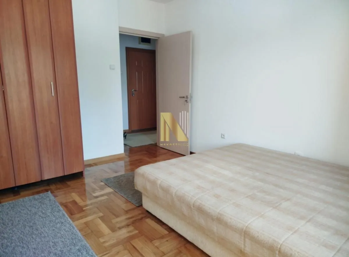 Izdavanje, dvosoban stan, 48m², Bulevar Evrope, Novi Sad Sve Podlokacije