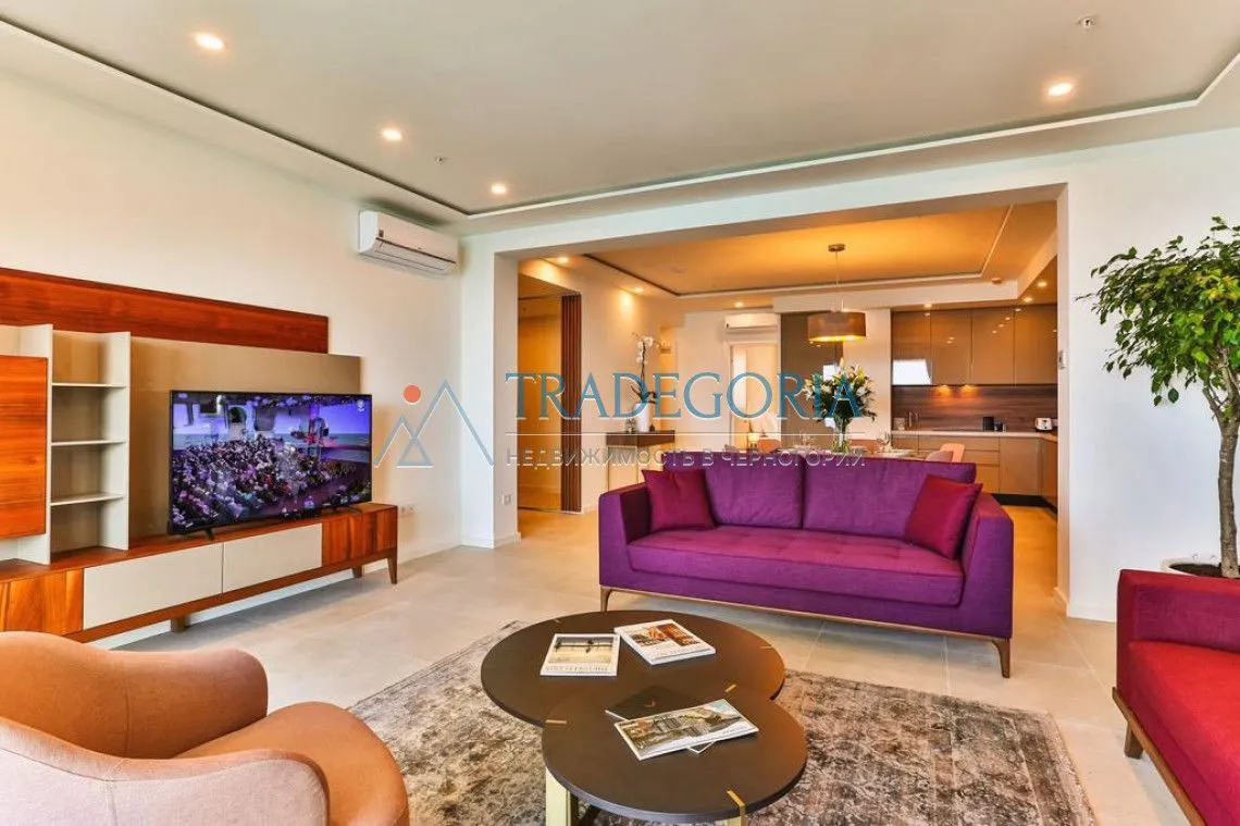 Prodaja, dvosoban stan, 110m², Rafailovići, Budva