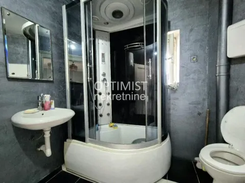Izdavanje, dvosoban stan, 43m², Južni Bulevar, Vračar Sve Podlokacije - image 8