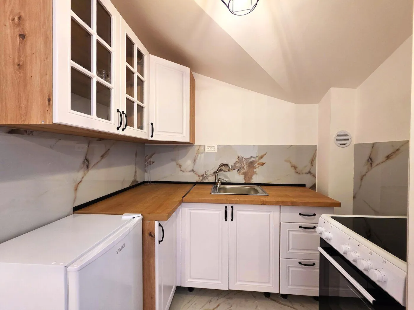 Rent, studio apartment, 28m², Zagorič, Podgorica
