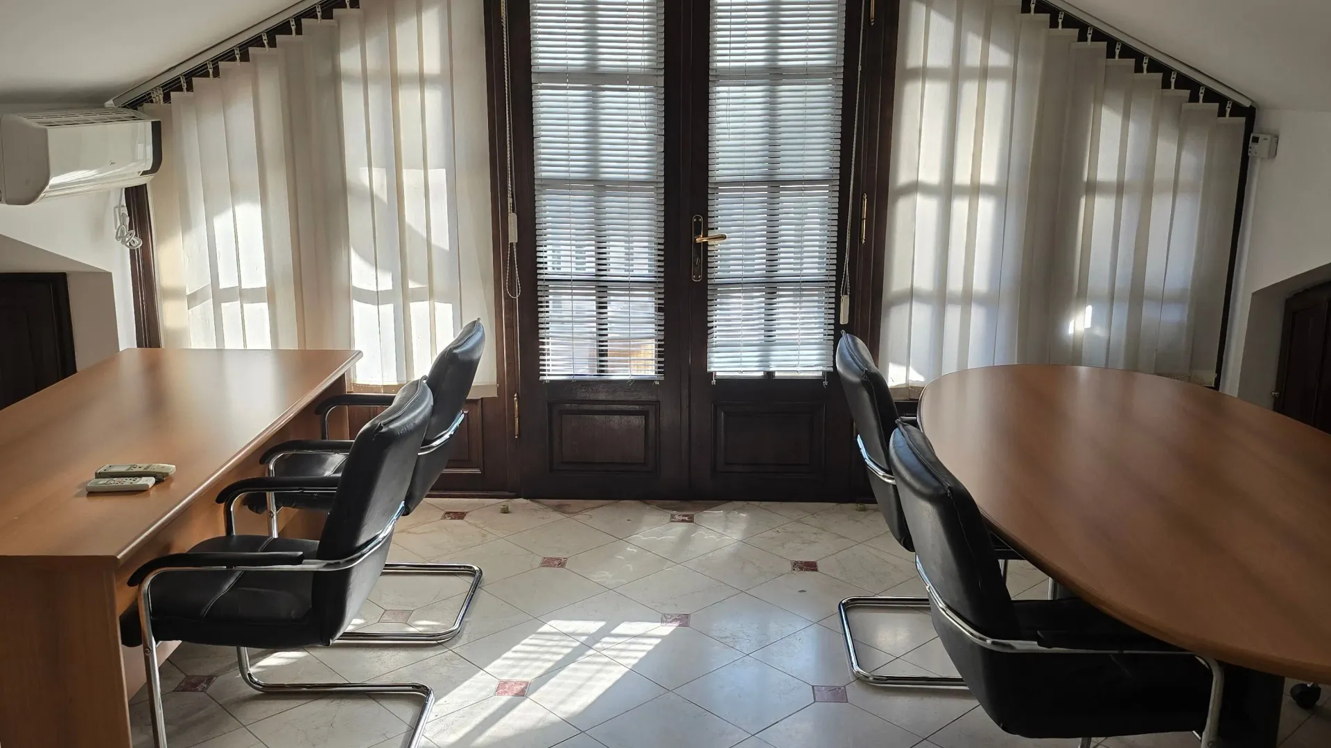 Rent, office space, 140m², Centar, Podgorica