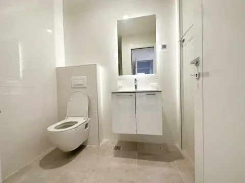 Prodaja, trosoban stan, 106m², Stari Aerodrom, Podgorica - image 3