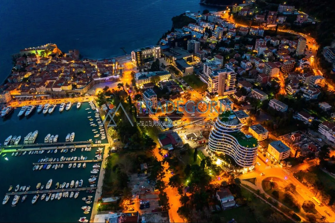 Prodaja, trosoban stan, 137m², Budva, Crna Gora