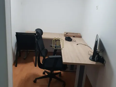 Izdavanje, poslovni prostor, 78m², Momišići, Podgorica - image 3