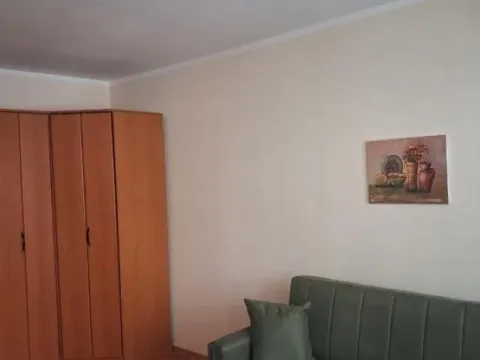 Izdavanje, dvosoban stan, 52m², Karaburma, Palilula Sve Podlokacije - image 2