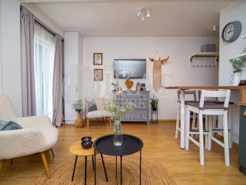 Prodaja, jednosoban stan, 31m², Centar, Zlatibor - image 9