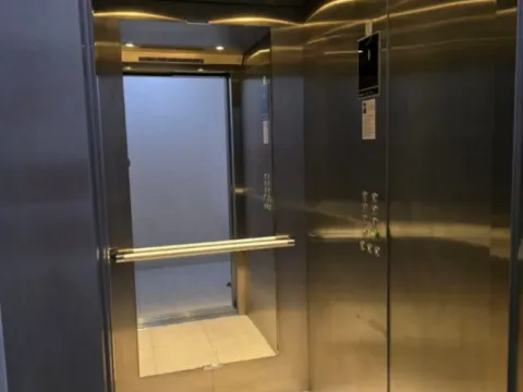 Prodaja, četvorosoban stan, 115m², Bečići, Budva - image 12