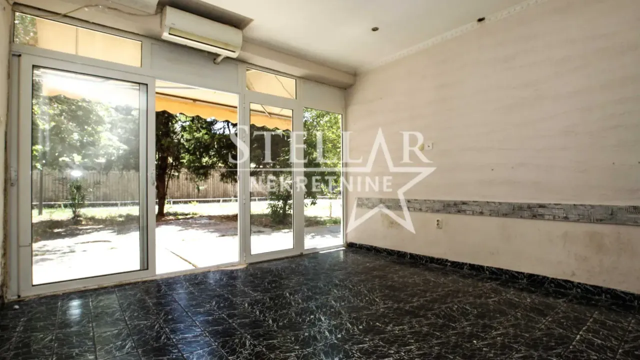 Sale, office space, 32m², Lepa Kata, Podgorica