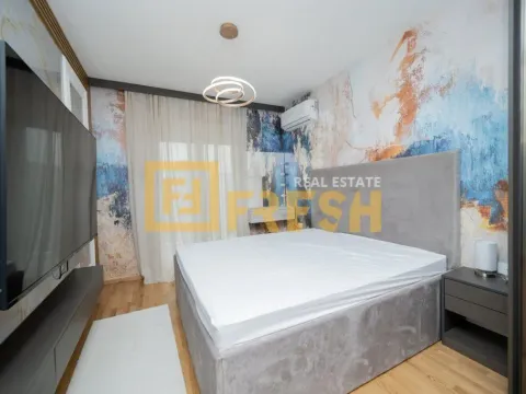 Rent, three bedroom apartment, 100m², Stara Varoš, Podgorica - image 14