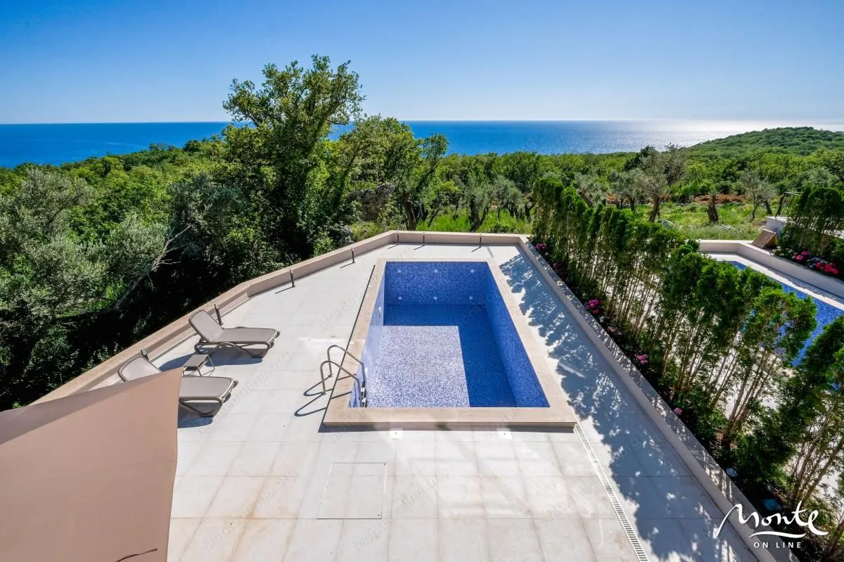 Sale, house, 220m², Reževići, Budva